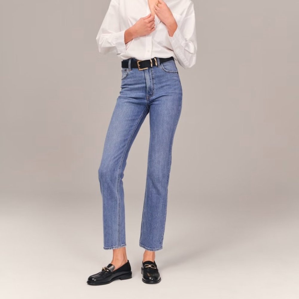 Ultra High Rise Ankle Straight Jean